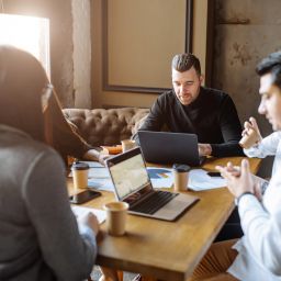 Даты открытия бизнеса, запуска проекта в феврале 2026